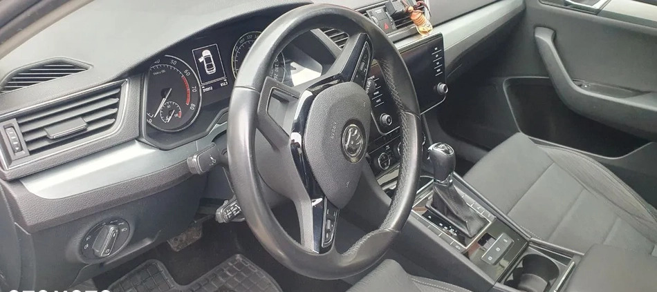 Skoda Superb cena 59500 przebieg: 310315, rok produkcji 2019 z Zawiercie małe 29